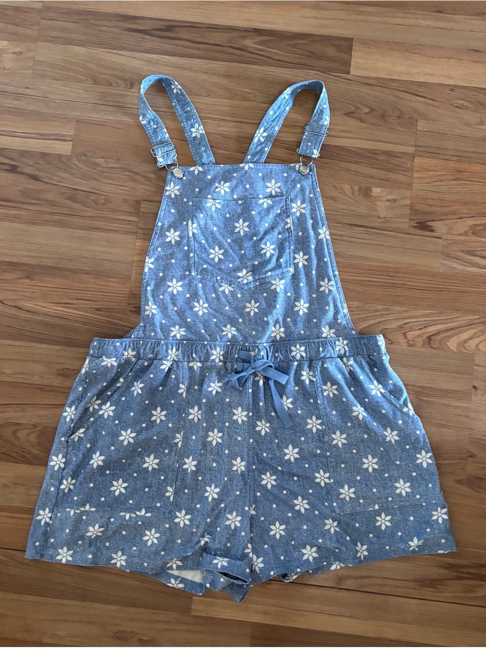 Floral Denim-Style Short Overalls in Light Blue